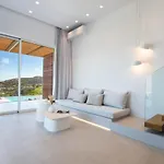 Istia Luxury