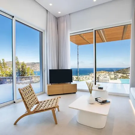 Istia Luxury