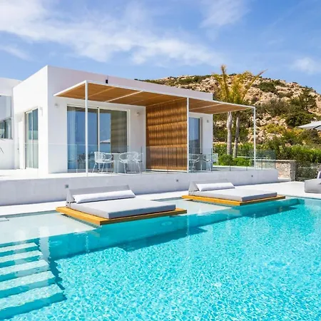 Istia Luxury *