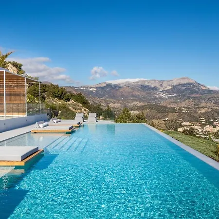 Istia Luxury Villa *