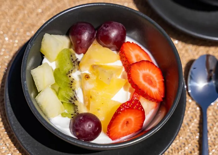 Istia Luxury Villa *