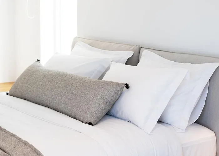 Istia Luxury Villa *