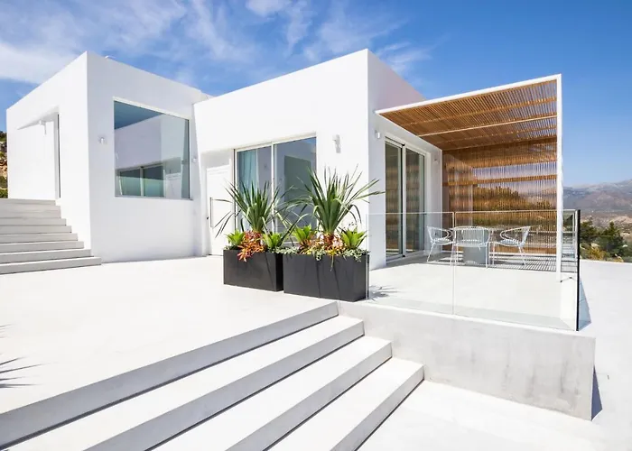 Villa Istia Luxury Kerpe