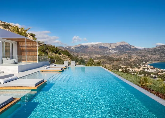 Istia Luxury Villa *